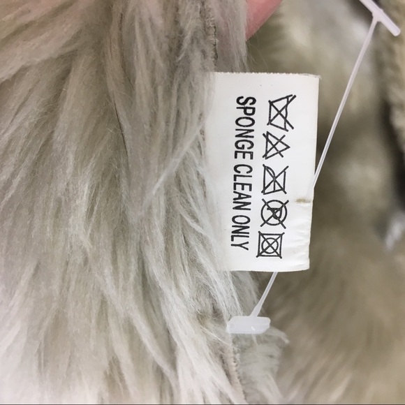 John Weitz Medium Womens Faux Suede Fur Jacket coat Long Cream Mob Wife - Picture 8 of 8